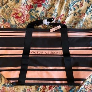 NWT Victoria’s Secret Tote